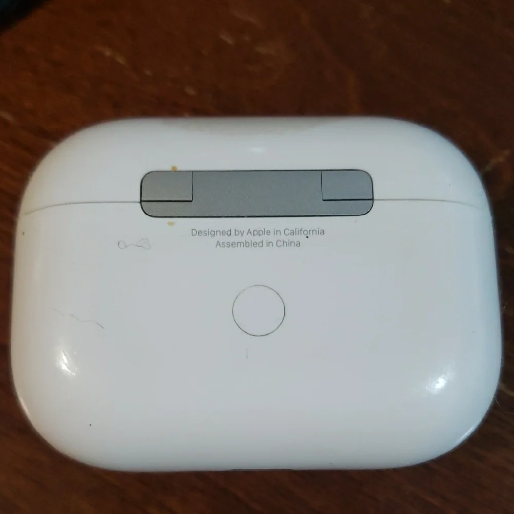 Apple AirPods Pro Gen 1 Wireless Earbuds with Yellow Case